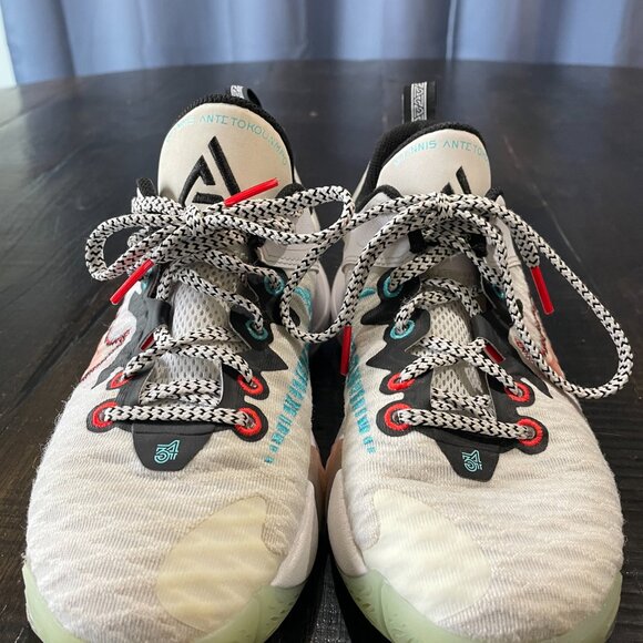 Nike Giannis Immortality Force Field - Picture 2 of 6